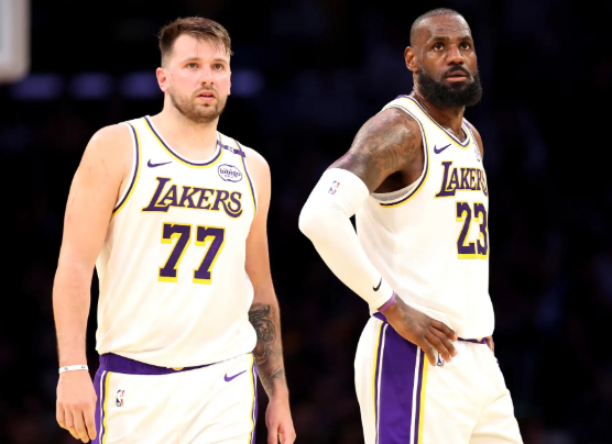 湖人易主!体育圈最高售价:100亿美元!