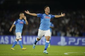 晚邮报：马赛有意引进那不勒斯前锋拉斯帕多里，球员想留在意大利