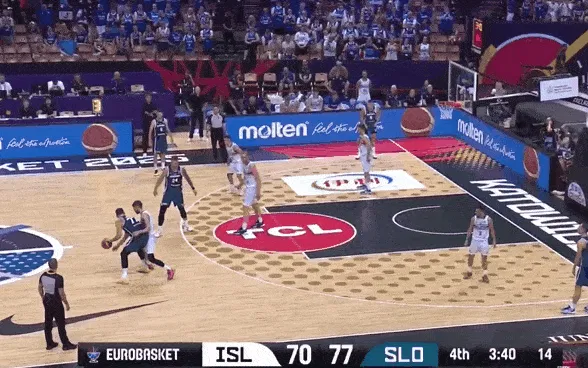 开云-爱游戏-稳定军心！冰岛持续追近分差，东契奇利用个人能力拉杆命中